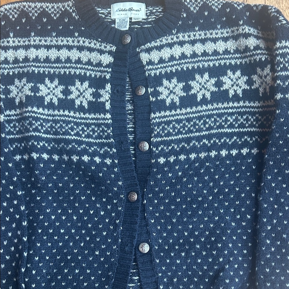 Eddie Bauer Women's Dark Blue and White Snowflake Cardigan